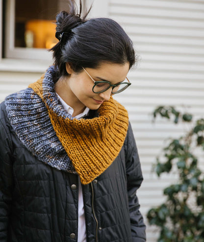 Double Split Color-Blocked Cowl Pattern
